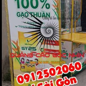 cho thuê standee chân sắt ngoài trời